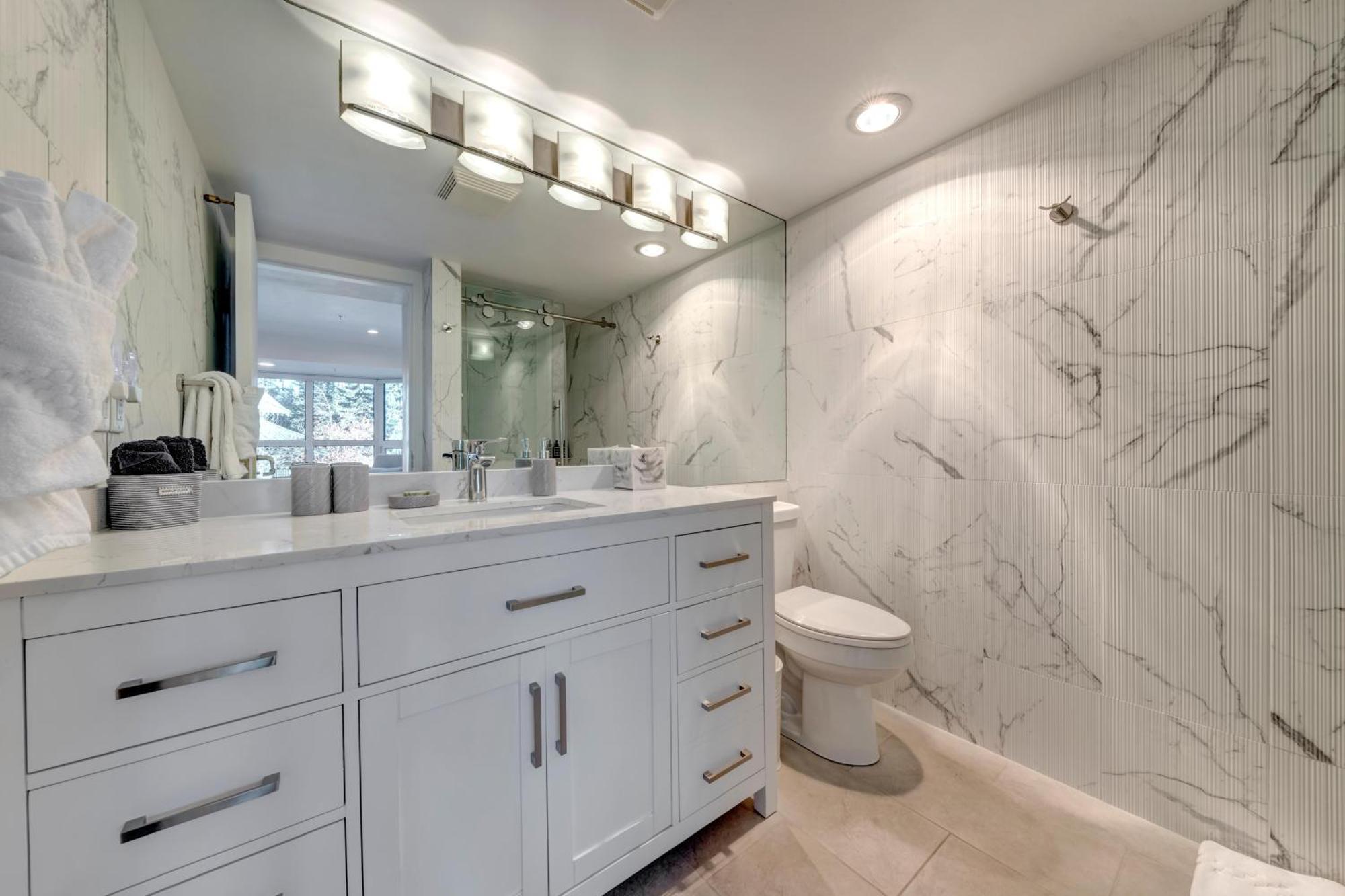 Le Chamois 211 Apartment Whistler